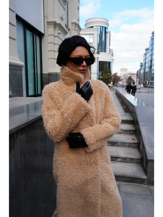 Шуба искусственная чебурашка на основе шерсти, бежевая, SilverFox