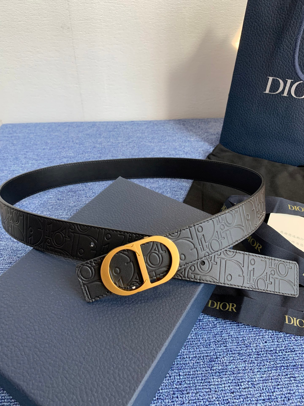 Двухсторонний ремень из телячьей кожи с тиснением