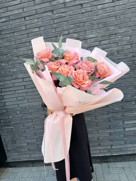 Букет персиковых французских роз