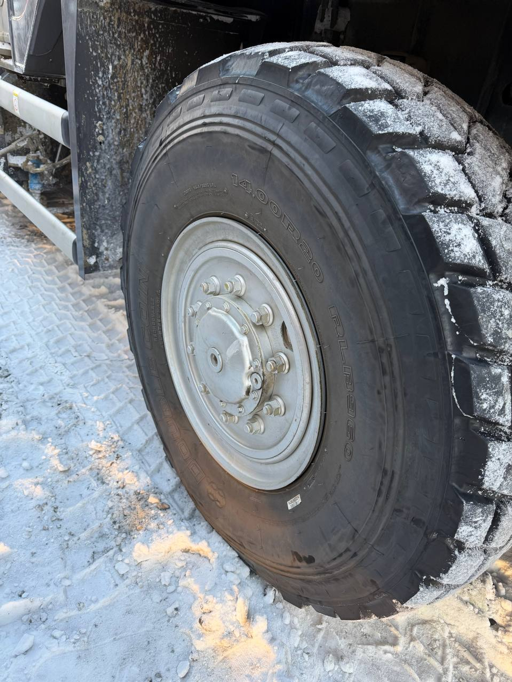 XCMG XCT25 Автокран XCT25L4_SR/25 (Дизельный, 6,4 л, 256 л.с., МТ)