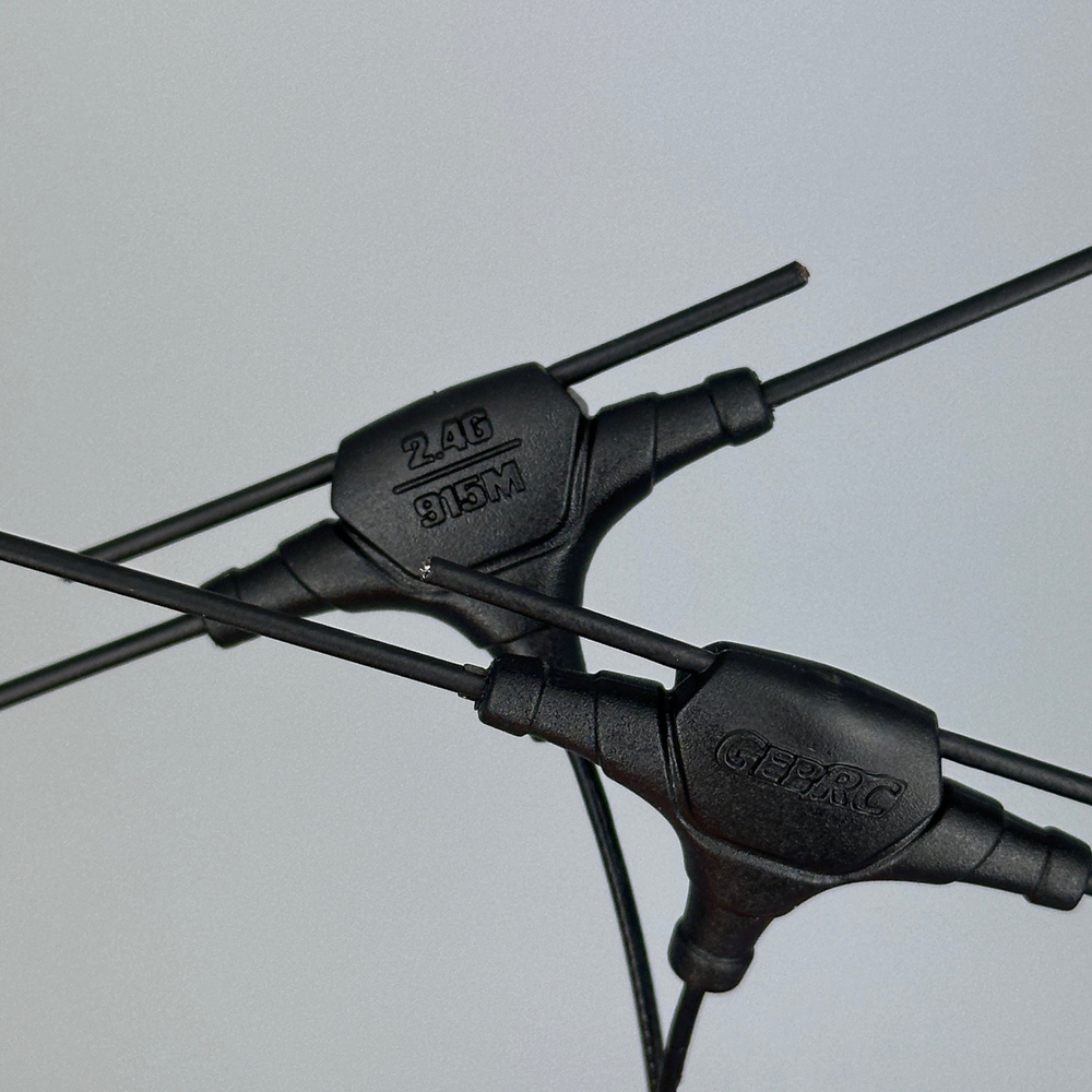 Антенны GEPRC 915M/2.4G Dual-Band T Antenna