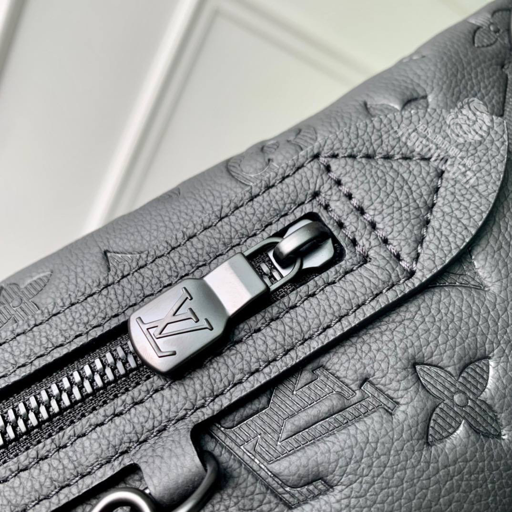 Нагрудная сумка-слинг Louis Vuitton Duo