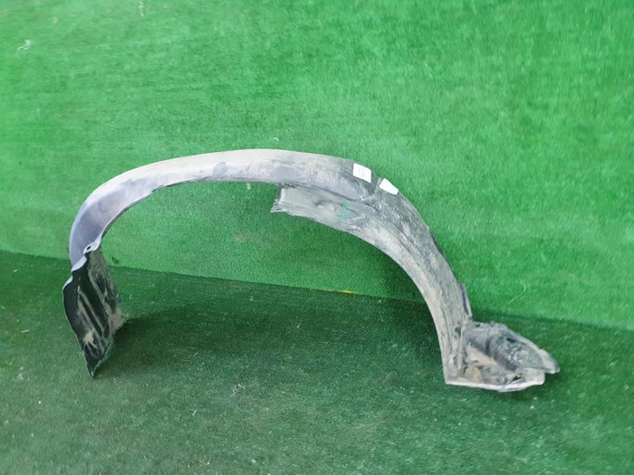 Подкрылок передний левый Toyota Land Cruiser Prado 150 (2017-н.в.)