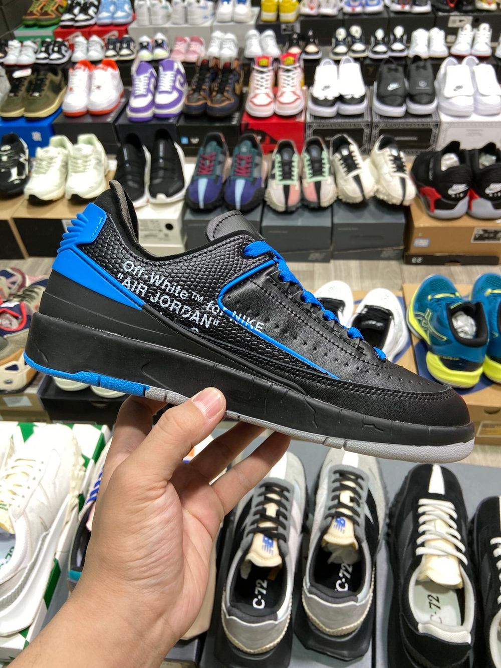 Off-White x Air Jordan 2 Low «Black Blue»