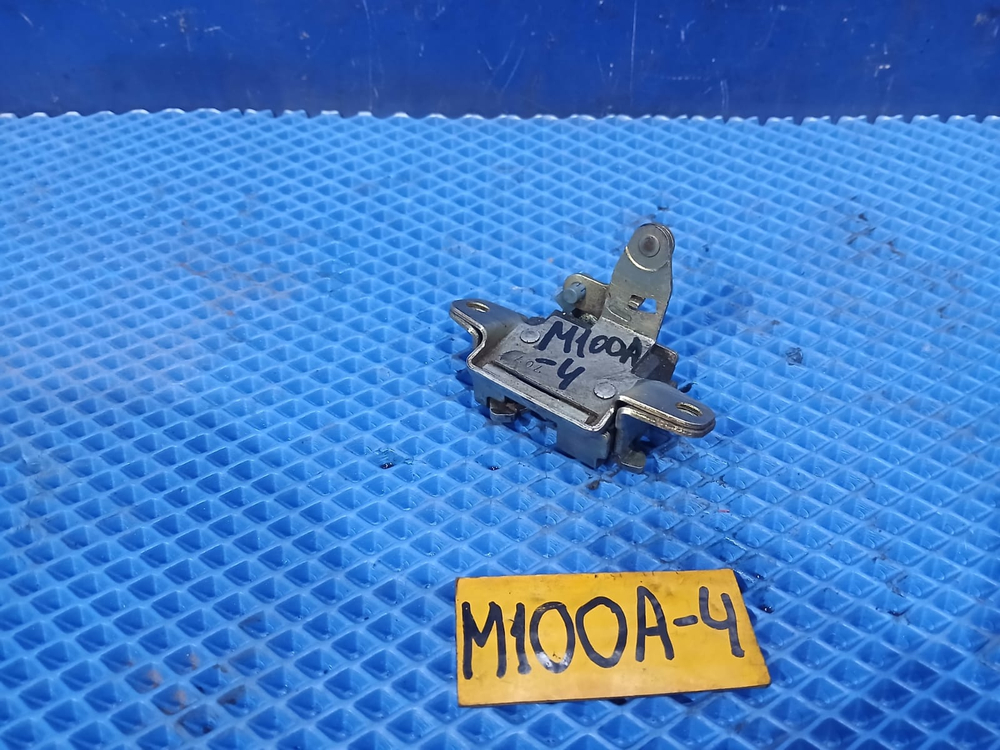 Замок багажника TOYOTA DUET 1998-2000