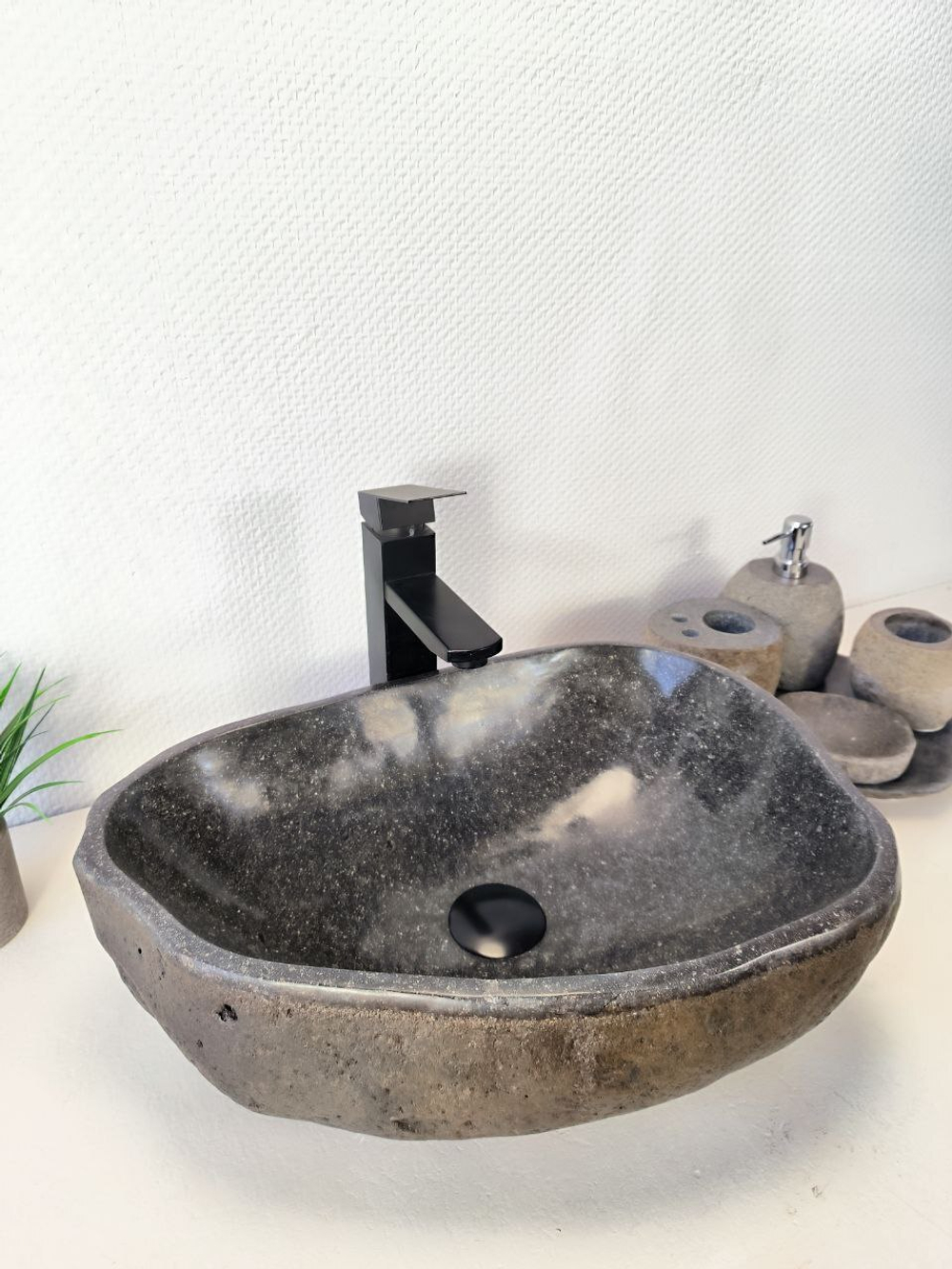 Раковина из речного камня RS-65968 49х34х15 из натурального камня