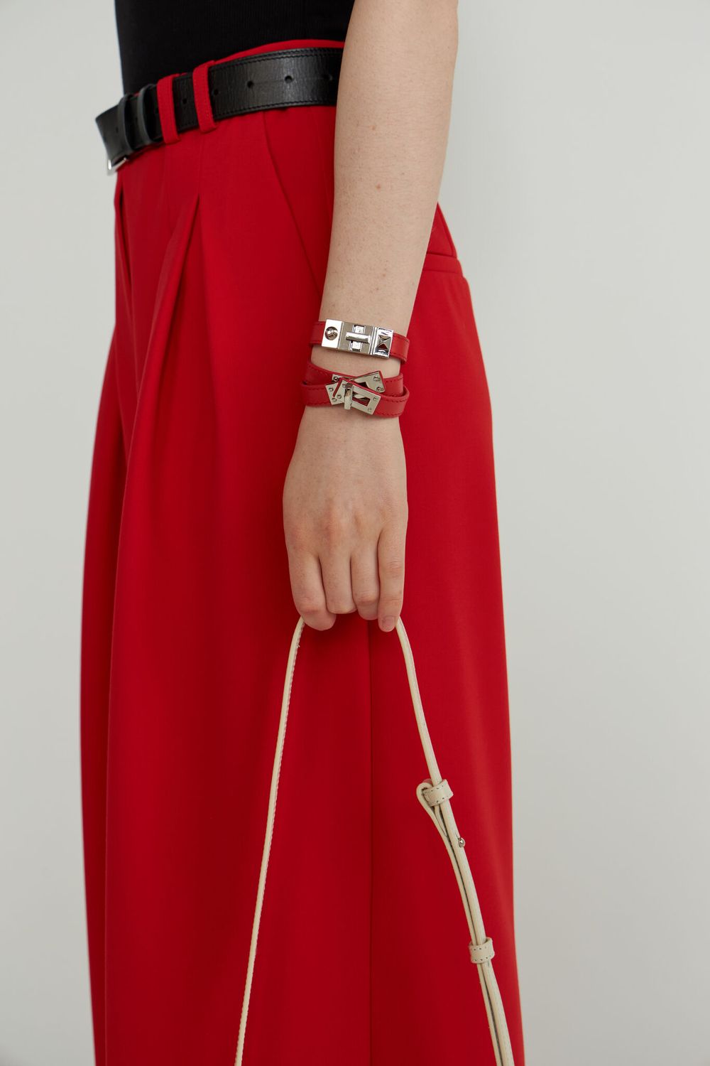 MISTRESS БРАСЛЕТ 12 RED