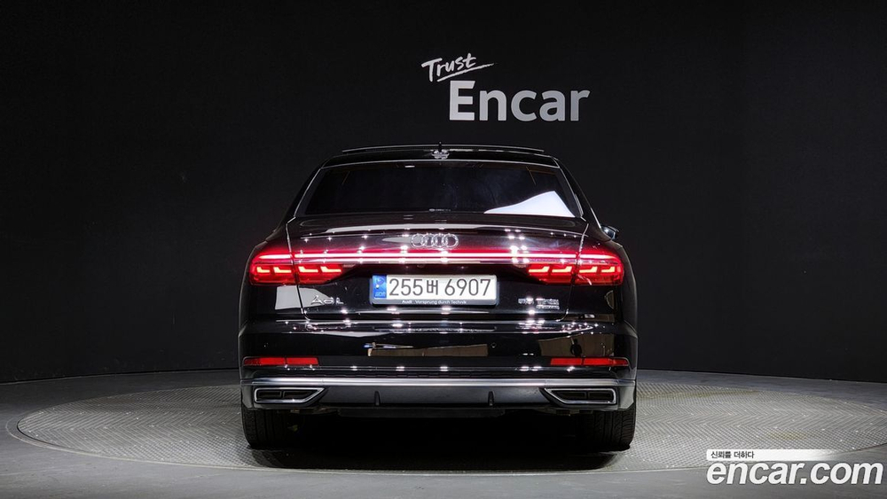 Audi A8 (D5) 55 TFSI Quattro LWB (06.2021)