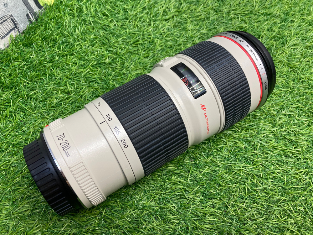 Canon EF 70-200mm 4L USM