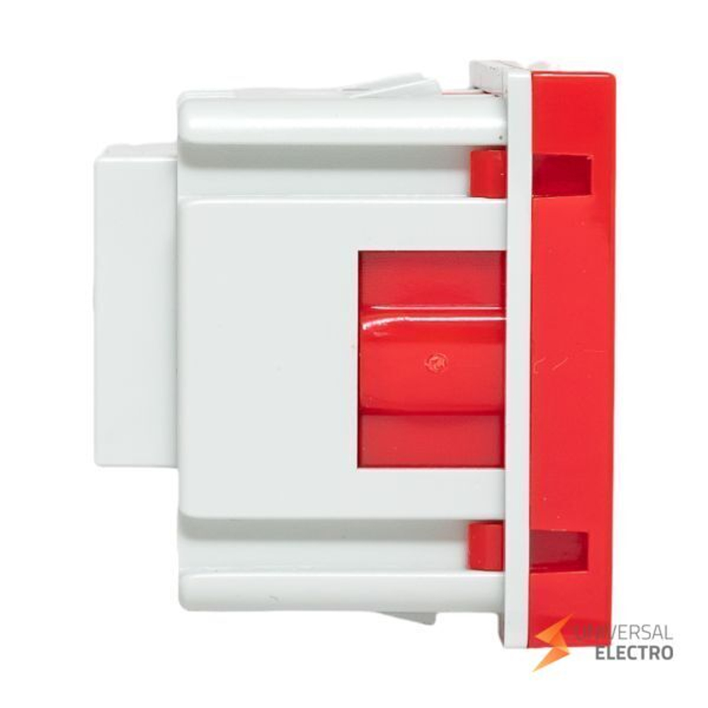 Розетка 45х45 с заземлением, с защ, шторками, 90 градусов, красная EKF