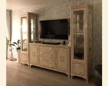 Гостиная модульная ПАТРИСИЯ-5 корень крем глянец