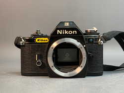 Nikon EM + Nikon 50mm f/1.8