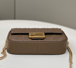 Fendi Baguette Chain Bag 24 cm