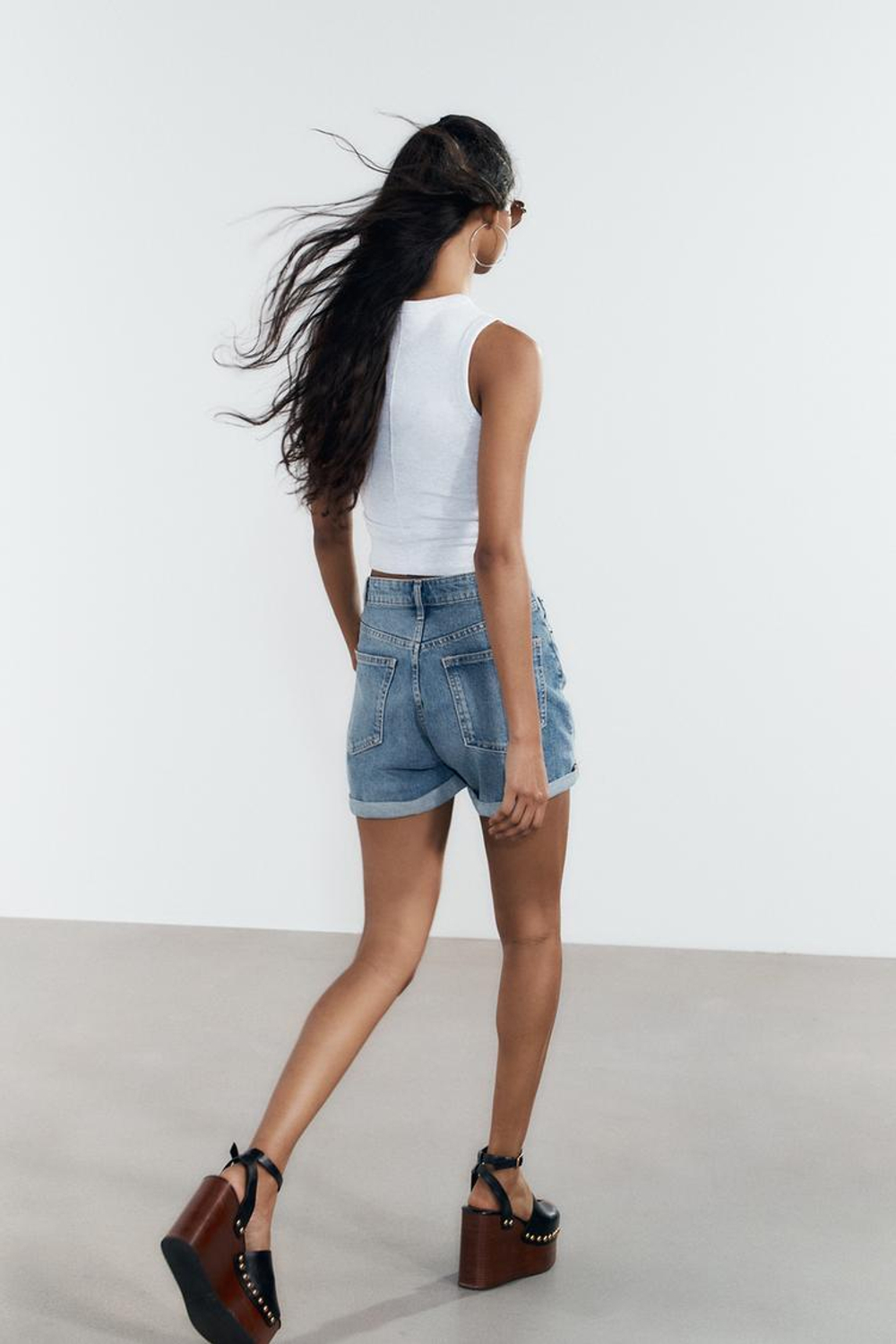 ZARА ШОРТЫ TRF MOM FIT С ВЫСОКОЙ ПОСАДКОЙ, СИНИЙ