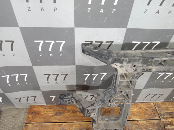 Панель передняя (телевизор) Hyundai Santa Fe 4 (TM) 20-24 Б/У Оригинал 64101S1500