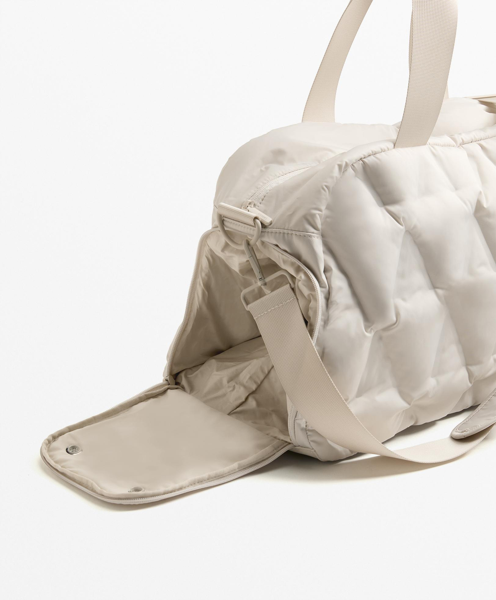 Oysho Спортивная сумка мягкая, экру