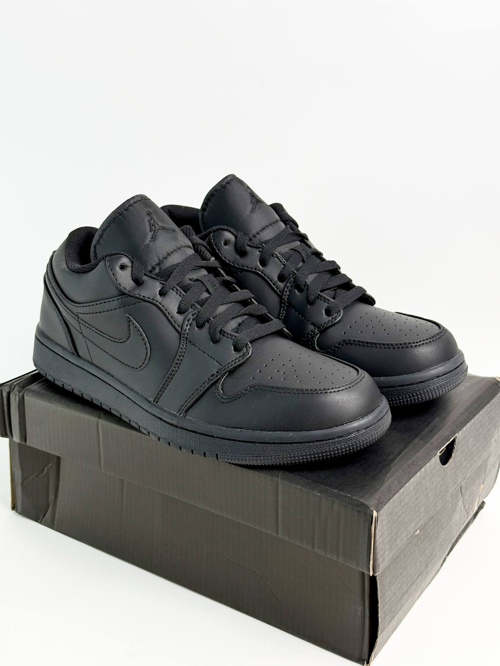 Кроссовки Nike Air Jordan 1 Low #B155 (черн.)