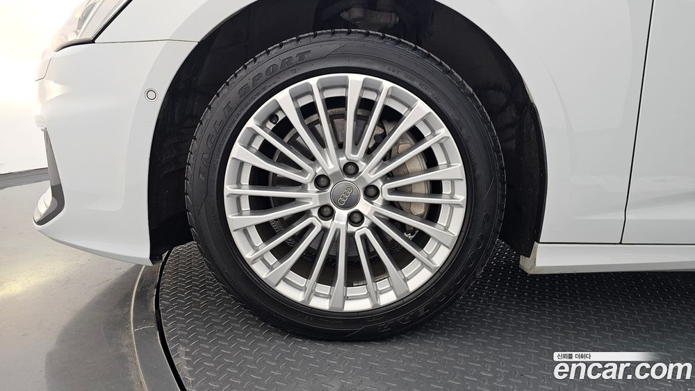 Audi A6 (C8) 45 TFSI Quattro Premium (04.2020)