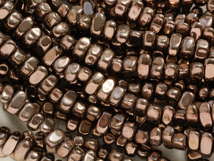 Нить гематитовых бусин, 7-9мм, галтовка