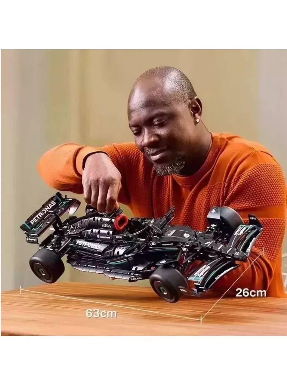 Конструктор Гоночная машина Mercedes-AMG F1 1642 детали