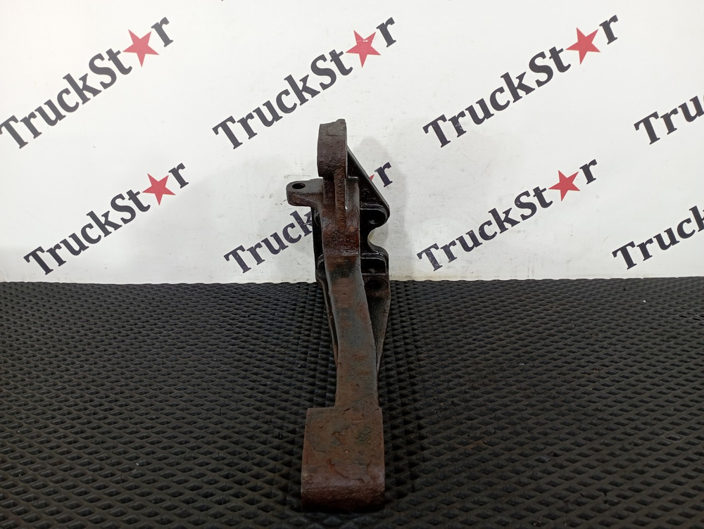 Кронштейн кабины левый