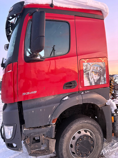 Mercedes-Benz AROCS 6x4 Седельный тягач 3348S AT (Дизельный, 12,8 л, 476 л.с., АТ)