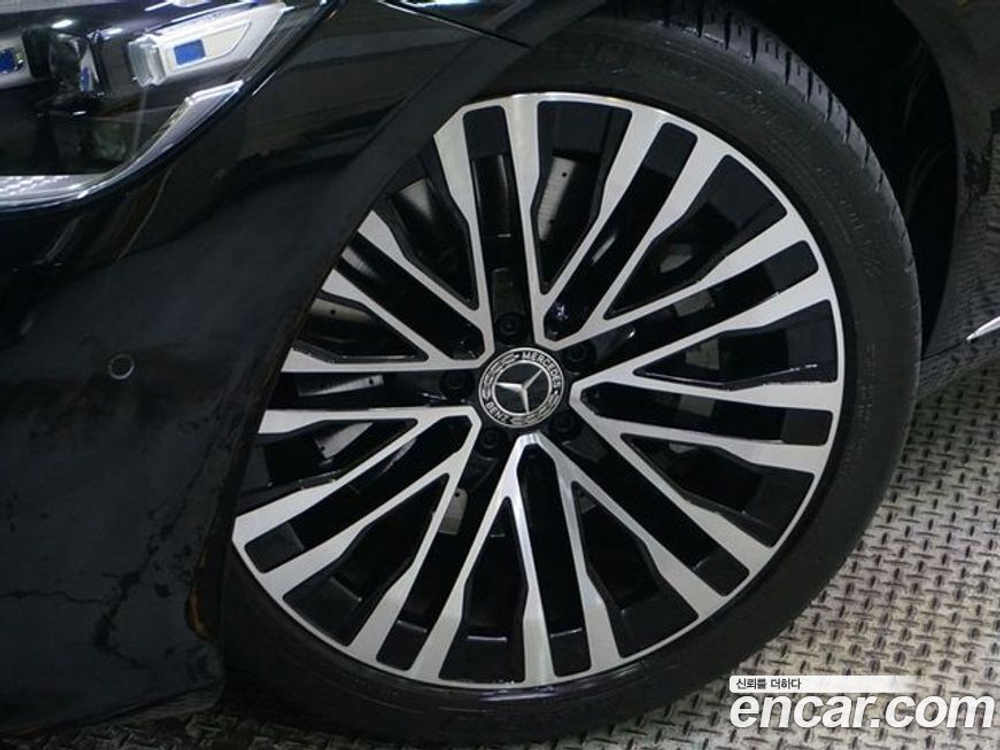 Mercedes-Benz S-Class W223 S580L 4MATIC (08.2021)