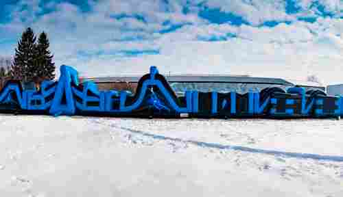 Надувная полоса препятствий для тимбилдинга «Молния», 40×3,5×4 м