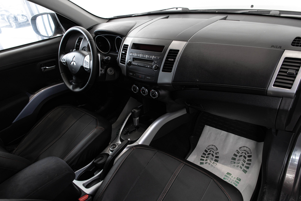 Mitsubishi Outlander, 2010 год