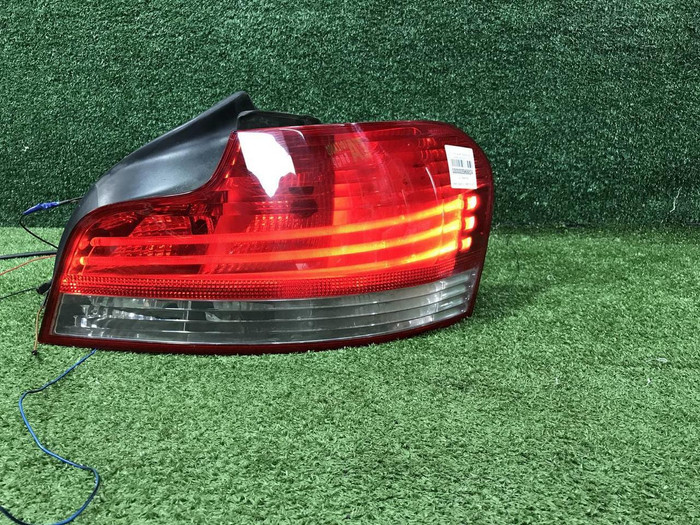 Фонарь правый BMW 1er Е82 (2007-2011)