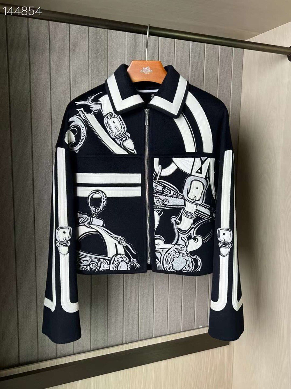 Бомбер Hermes