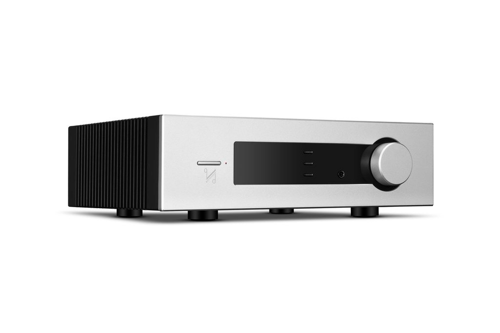 Quad Platina Integrated Silver — интегральный стереоусилитель