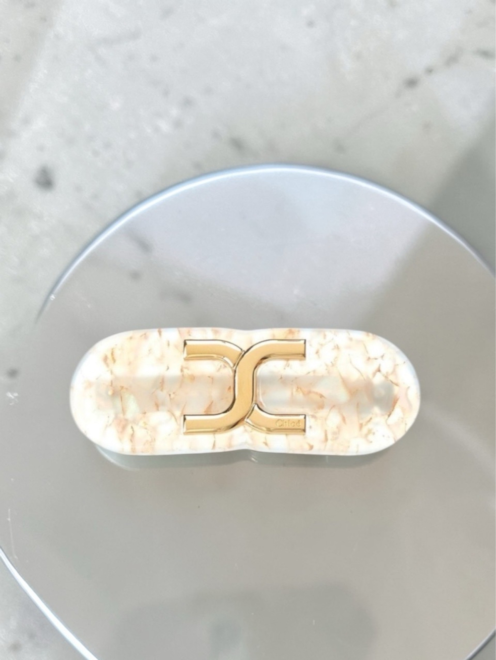 Заколка Chloé