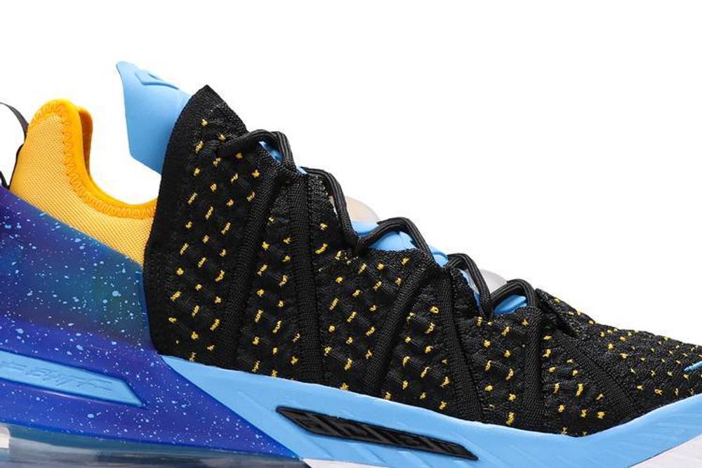 Кроссовки Nike Lebron 18