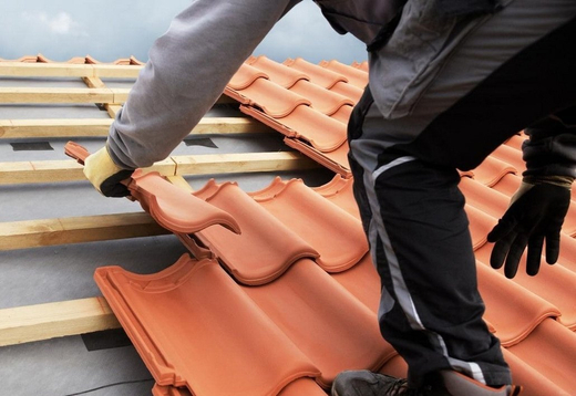 Монтаж цементно-песчаной черепицы (ЦПЧ) в Иркутске