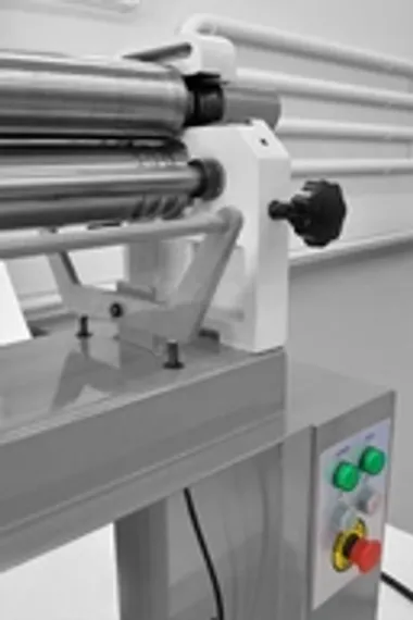 Электромеханический вальцовочный станок Stalex ESR-2500x0.8