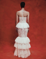 Платье макси из кружева с цветком из шифона