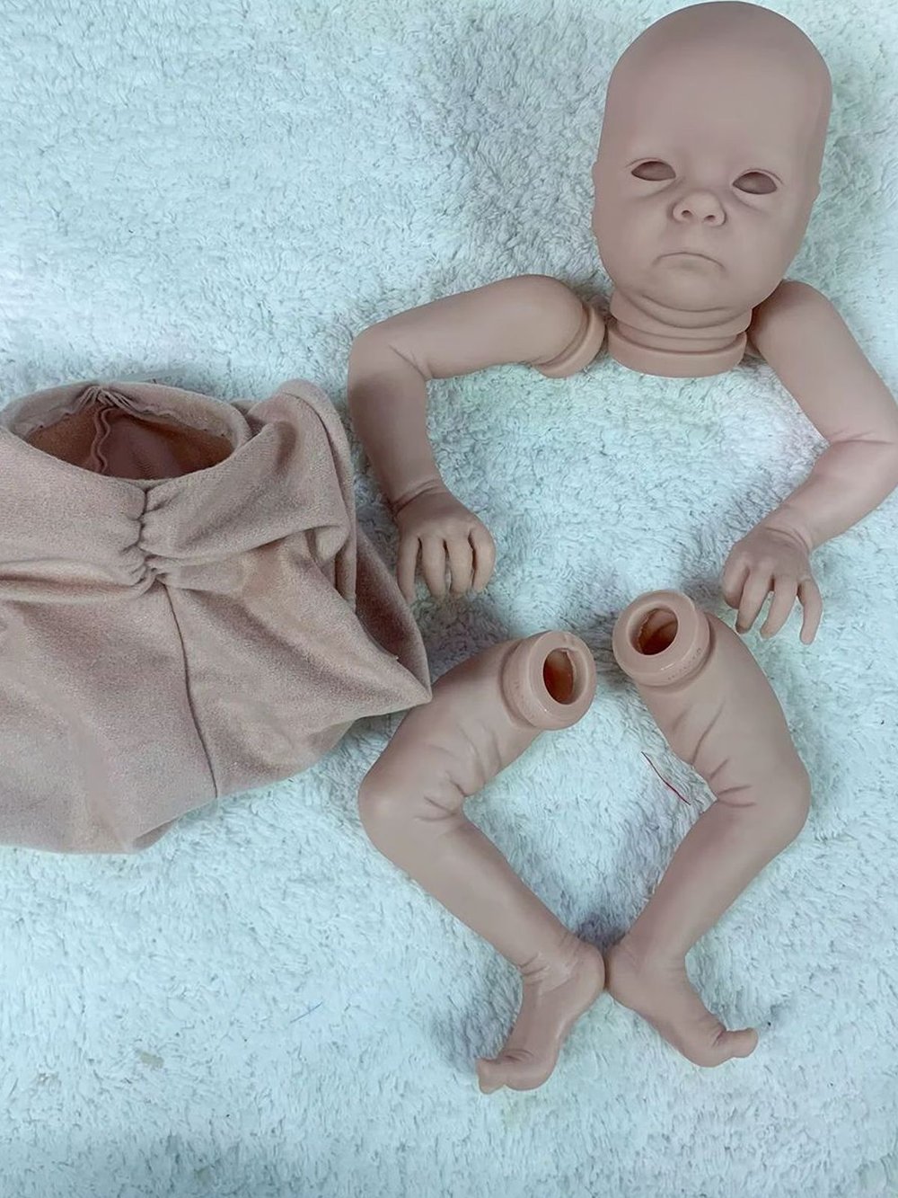 Набор для изготовления силиконовой куклы Реборн 40см (UN451)