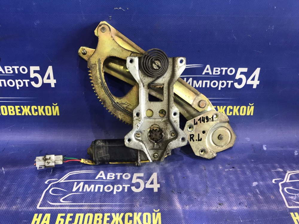 Стеклоподъемник задний левый MITSUBISHI PAJERO 1990