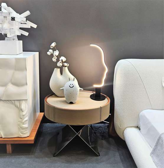 Прикроватная тумбочка Fiero с выдвижным ящиком