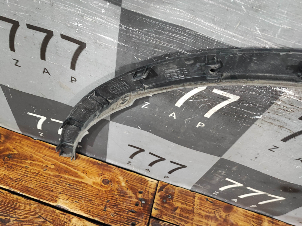 Накладка крыла переднего правого Geely Atlas Pro 21-нв Б/У Оригинал 5049014200