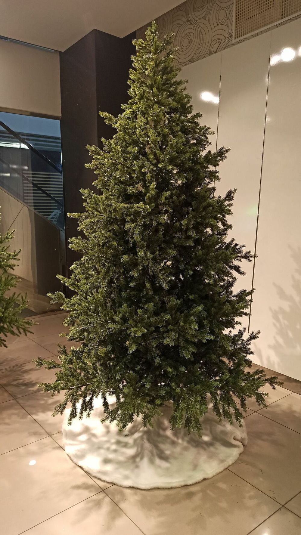 Юбка под елку "СУГРОБ" меховой коврик с застежкой на молнии