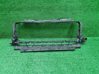 Кронштейн решетки радиатора Mercedes G W463 18-24