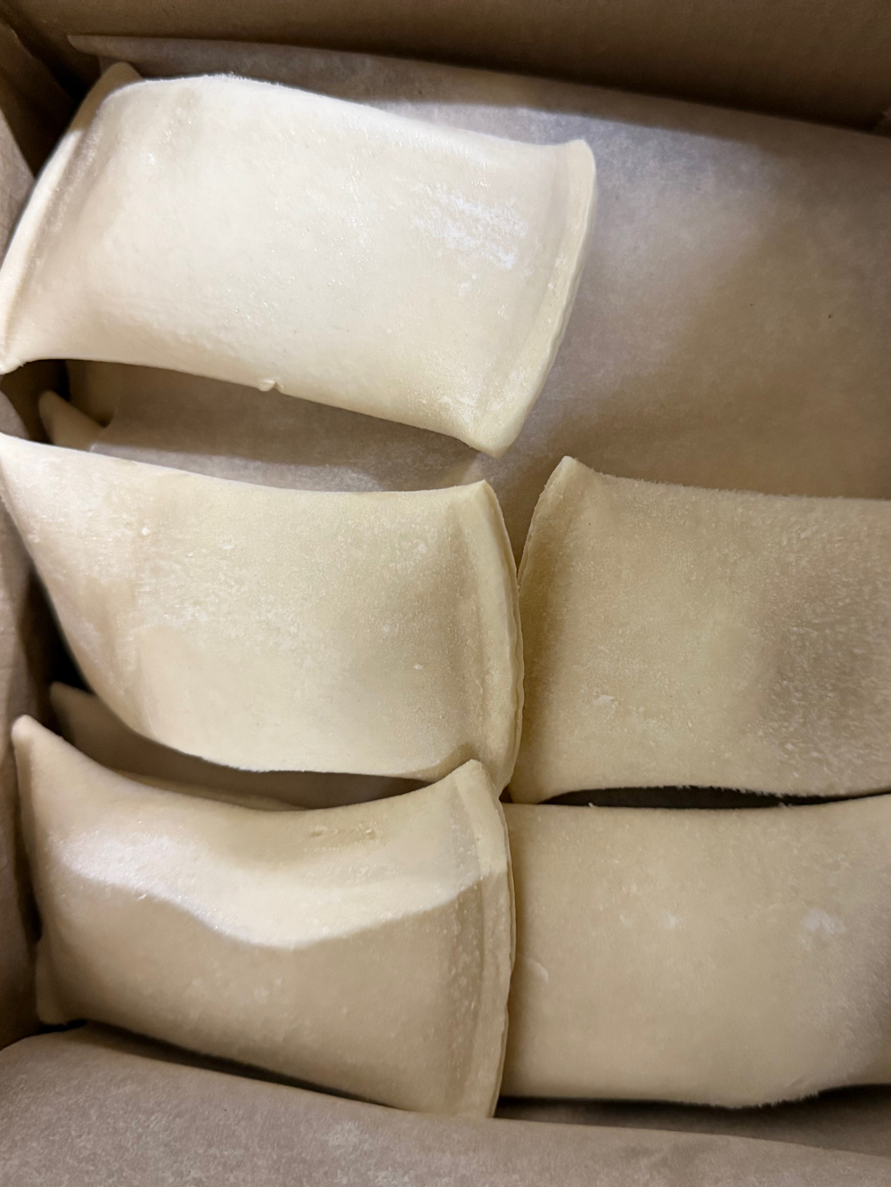 Слойка с картофелем и грибами 2.7кг (30шт)