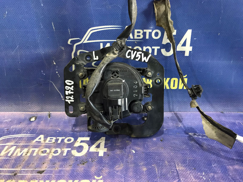 Туманка левая MITSUBISHI DELICA D:5 2007-2019