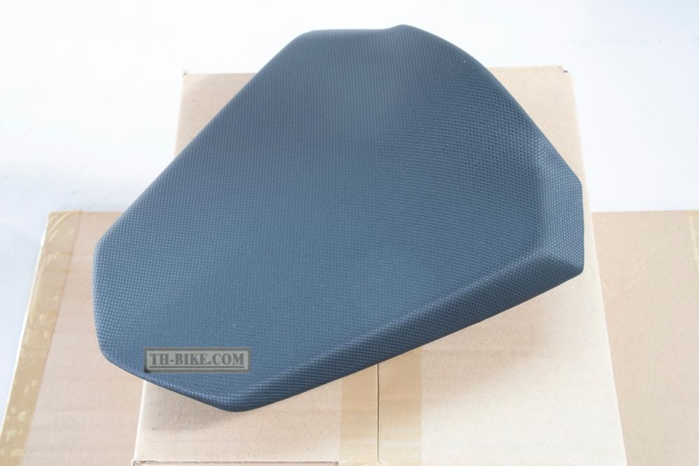 77300-MJW-J01ZB.  SEAT ASSY., PILLION *TYPE1*. Pillion seat Honda CBR500, CB500 2016-2021