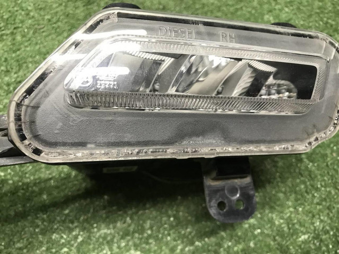 Фонарь заднего хода правый Genesis GV80 (20-23)