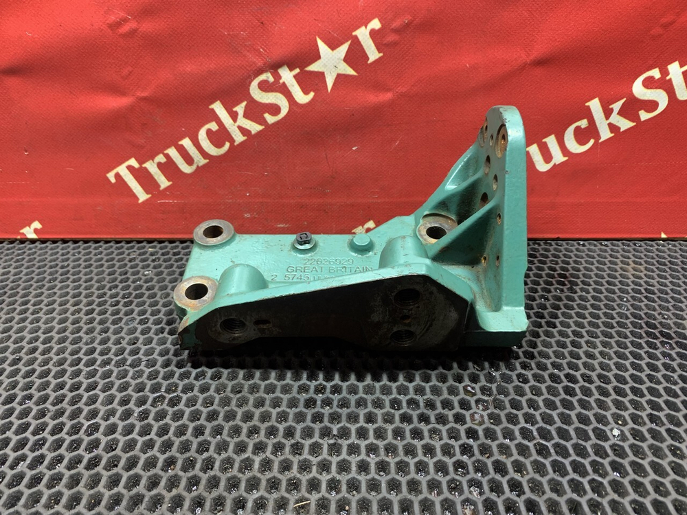 Кронштейн ролика натяжителя