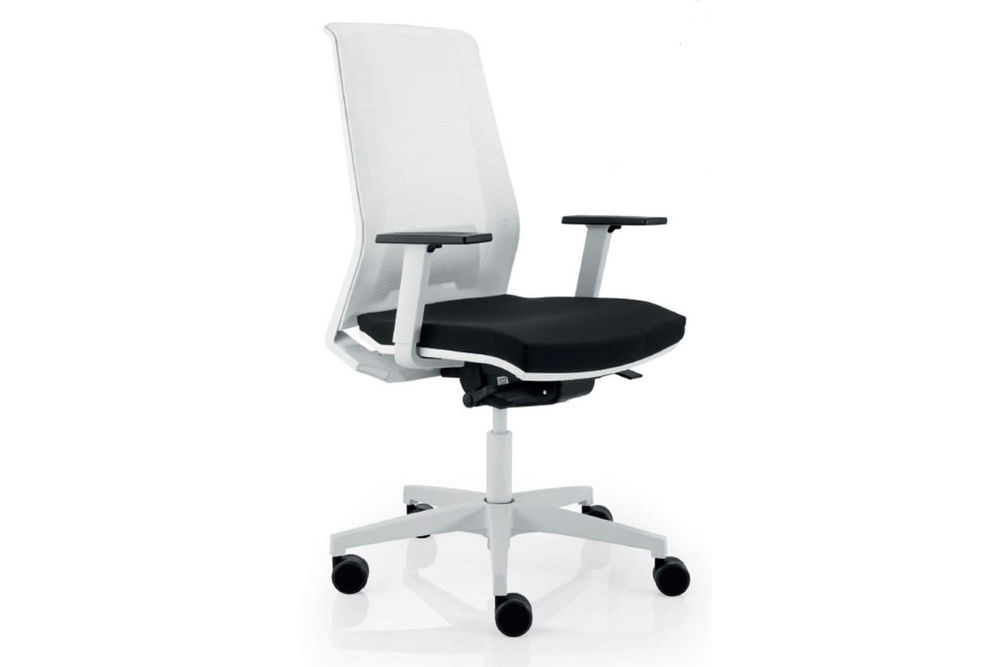 Light операторское кресло на пятилучие