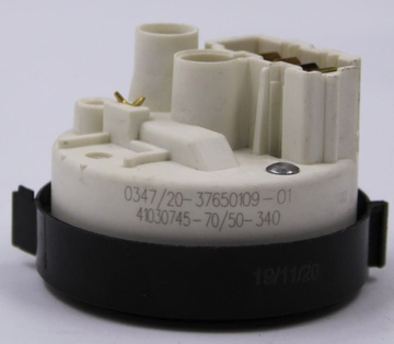 Датчик уровня воды (прессостат) стиральной машины CANDY 37650109/41030745 70/50-340